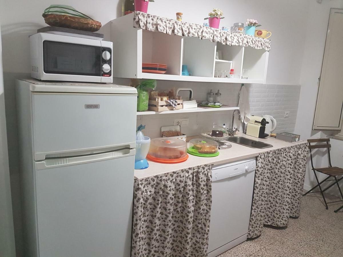 Il Giardino Di Vico Neve Bed & Breakfast Napoli Dış mekan fotoğraf
